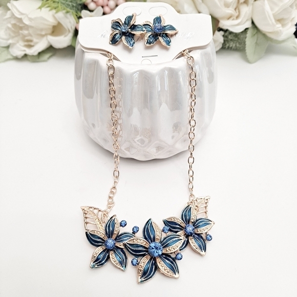 Boutique Jewelry - Gold Flower blue statement Necklace earrings jewelry set formal wedding 💖2/$30